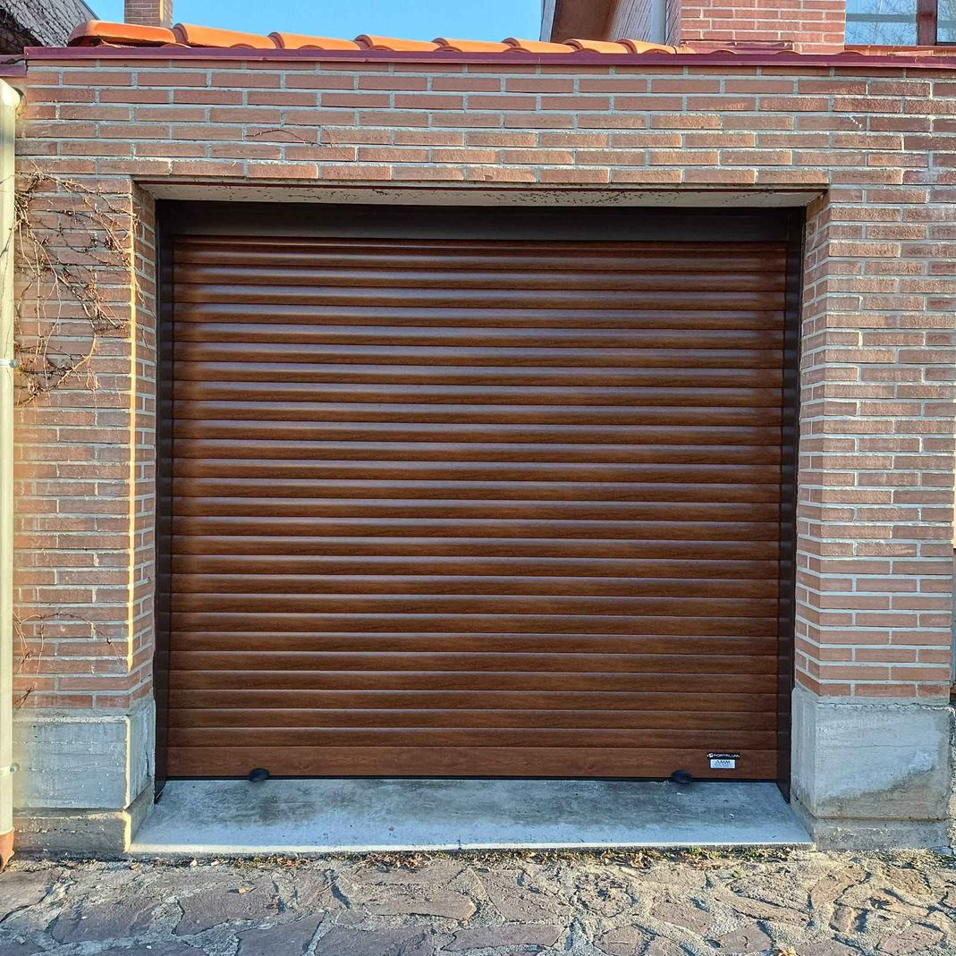 puerta de aluminio
