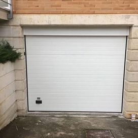 AMM Puertas Y Servicios puerta de garaje blanca