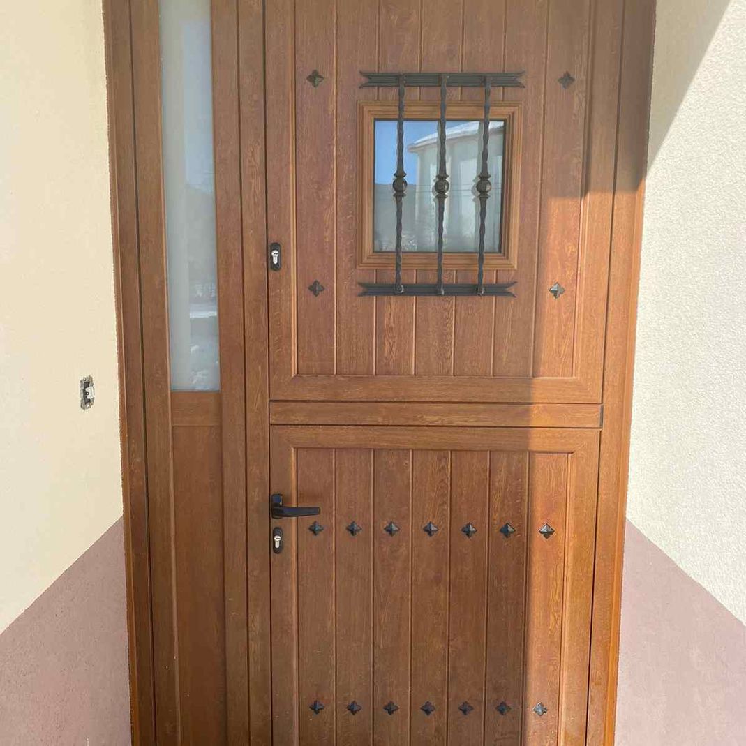 puerta acceso a vivienda