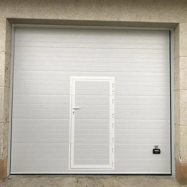 AMM Puertas Y Servicios portón