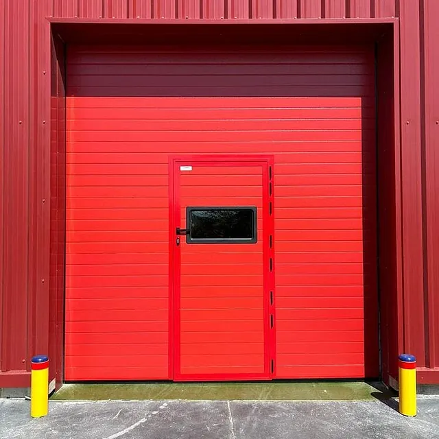 puerta industrial