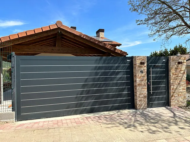 AMM Puertas Y Servicios casa