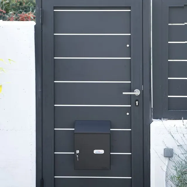 puerta de aluminio