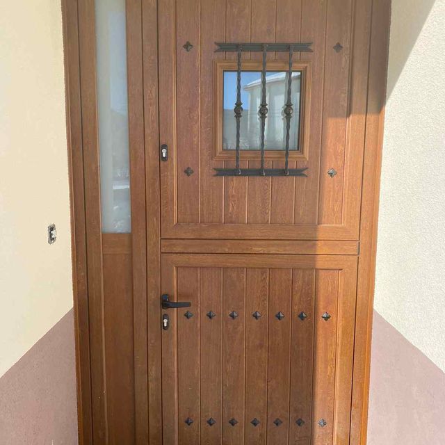 puerta acceso a vivienda